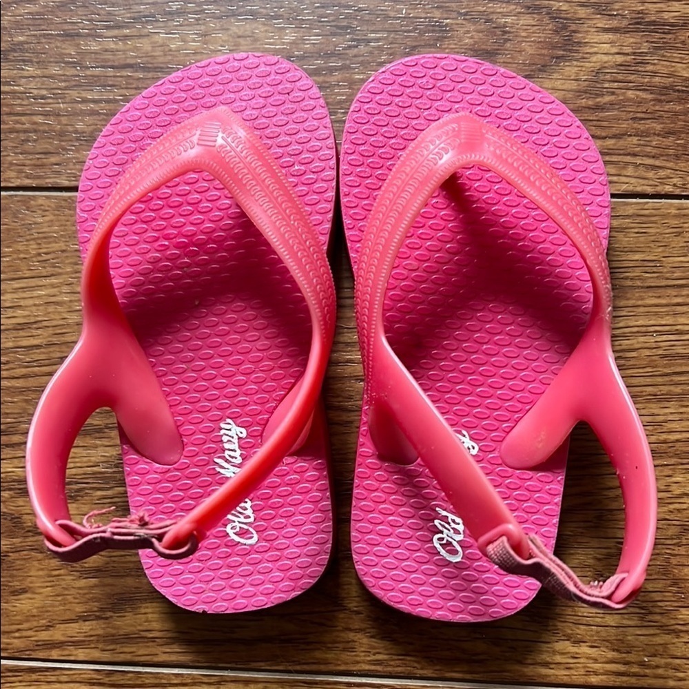 Old Navy Kids Pink Flip Flops